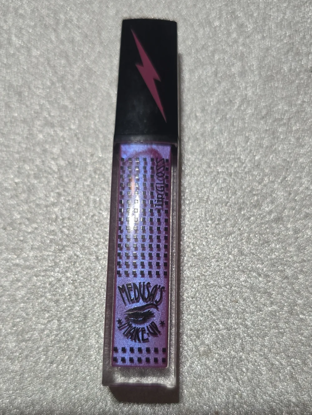 🧚‍♀️PEARL PURPLE Medusa's Makeup RARE Lip Gloss NWOBox